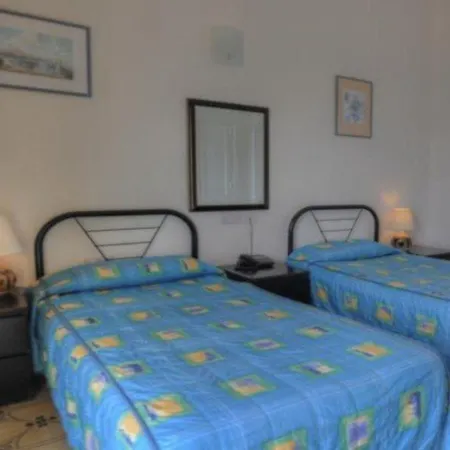 Hotel Astra 3*