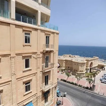 Hotel Astra