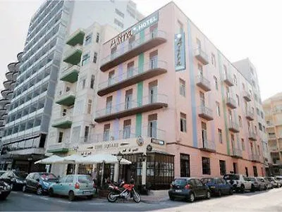 Astra 酒店 斯利马